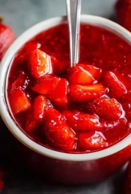 Fresh Strawberry Sauce (Strawberry Topping)