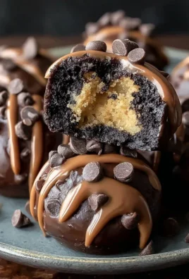 Chocolate Chip Cookie Bottomed Cheesecake