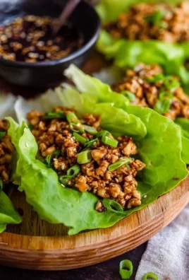 Chicken Lettuce Wraps (PF Chang's Copycat)