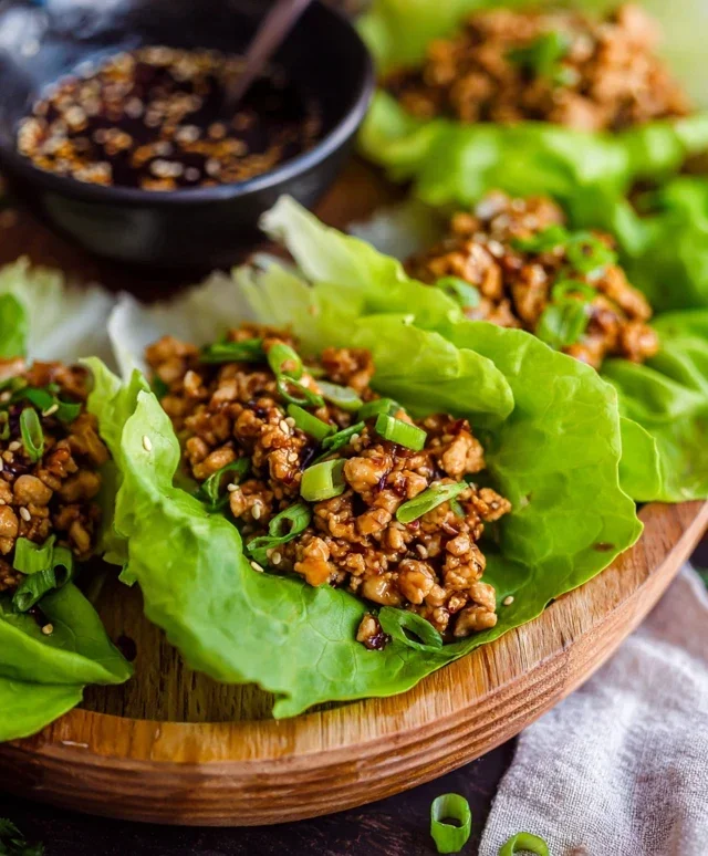 Chicken Lettuce Wraps (PF Chang's Copycat)